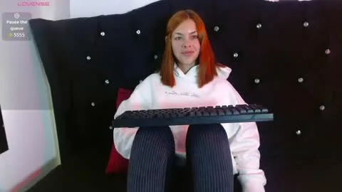 sofia_blaze22 live act